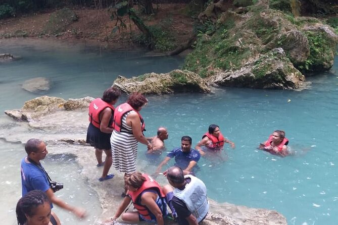 Rio Bueno River Tubing Jamaica - Tour Guide Highlights
