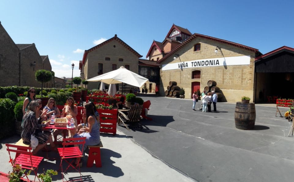 Rioja: Private Wine Tasting Tour - Expert Guide Assistance