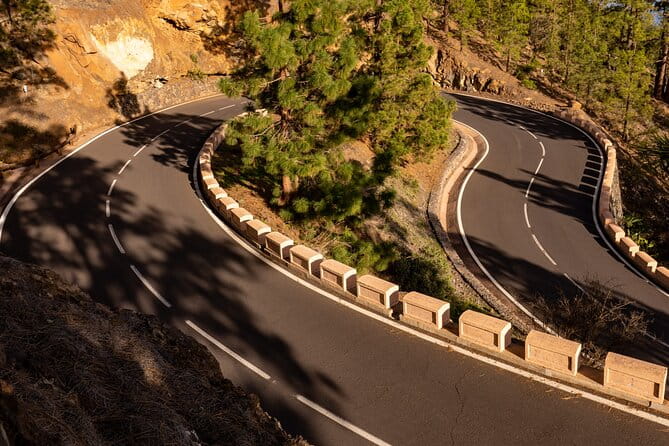 Road Cycling Tenerife - Vilaflor Route - The Ride Itself: Climbing and Descending