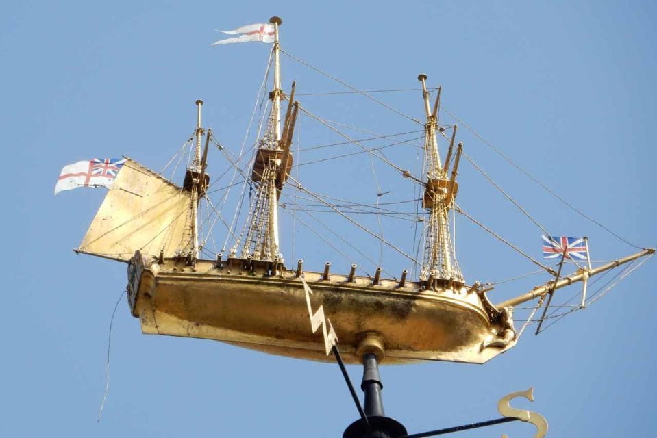 Rochester: Quirky Self-Guided Smartphone Heritage Walks - Getting There