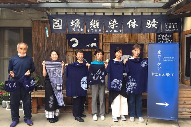 Roketsu Dyeing Experience: M Course Roketsu Dyeing Experience - Experience Highlights
