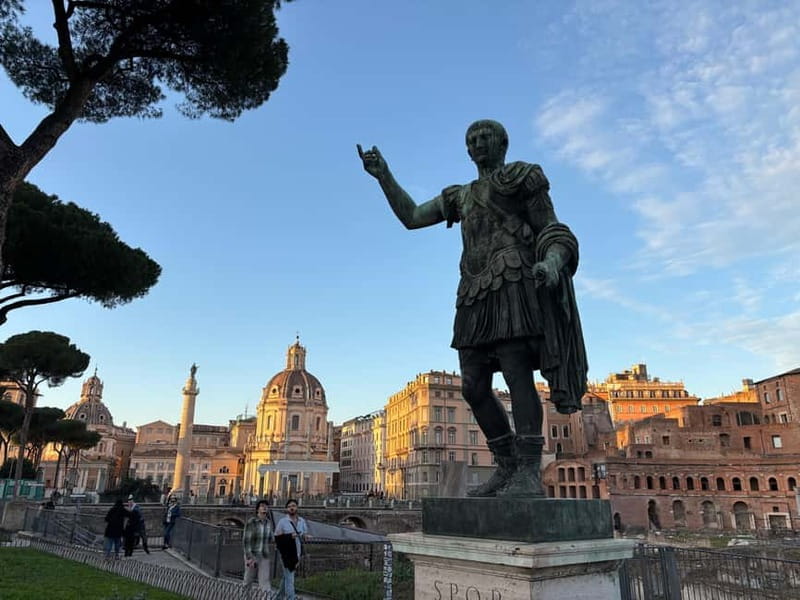 Roma: Colosseum, Forum, Palatine Entrance & 3D audio guide - A Closer Look at the Colosseum, Forum, and Palatine Hill Experience