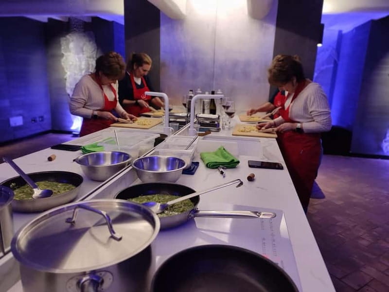 Roman Pasta making class - Price and Logistics: What to Know