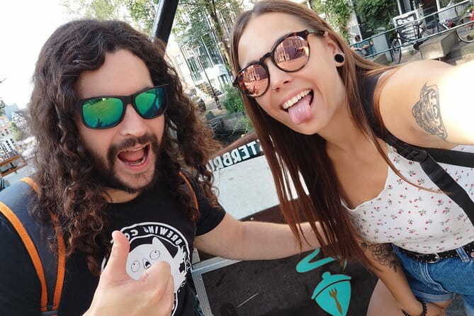 Romantic Amsterdam: Fairytale or Tragedy? Self-Guided PuzzleQuest - Exploring Amsterdams Streets with a Puzzle Twist