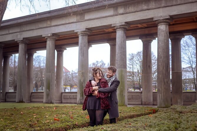 Romantic Couple Photoshoot in the Heart of Berlin - Key points / Takeaways