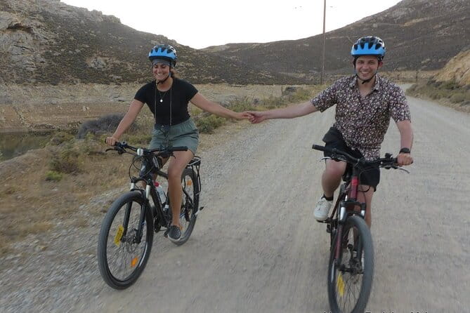 Romantic Cycling Tour with Private Picnic at the beach - Price & Value