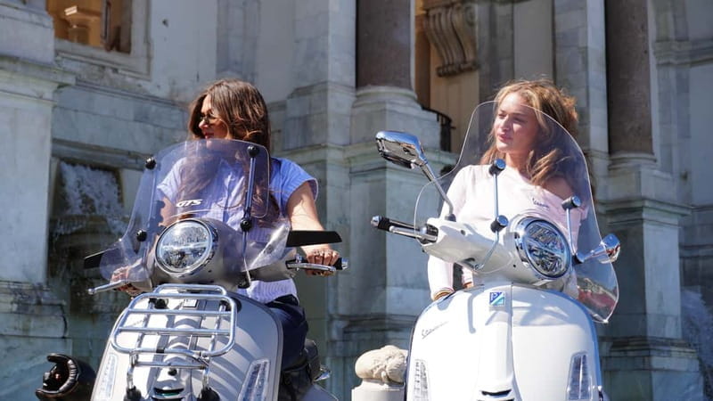 Rome: 1-Hour Vespa Tour as Passenger with Local Guide - Key points / Takeaways