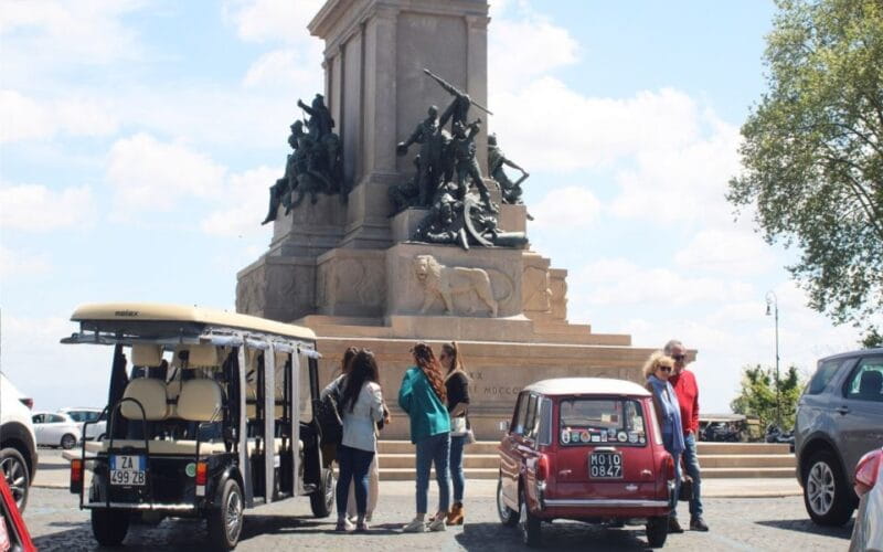 Rome: 3-Hour Panoramic Luxury Golf Cart Tour - Who Is This Tour Best For?