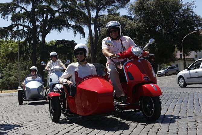 Rome 3 hours Vespa Sidecar Private Tour with Gelato - Key Points