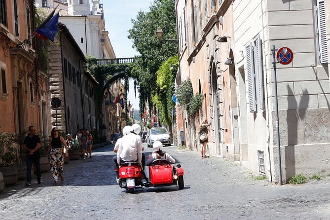 Rome 3 hours Vespa Sidecar Private Tour with Gelato - FAQ