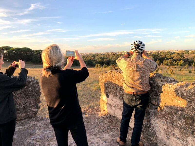 Rome: Appian Way & Catacomb Sunset E-bike Tour with Aperitif - Who is this tour ideal for?