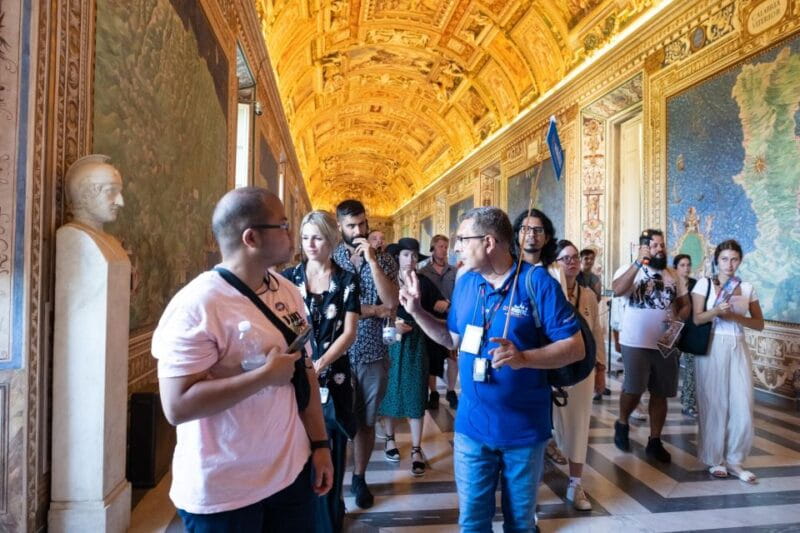 Rome: Breakfast & Tour of Vatican Museums & Sistine Chapel - Guided Tour of the Vatican Museums and Sistine Chapel