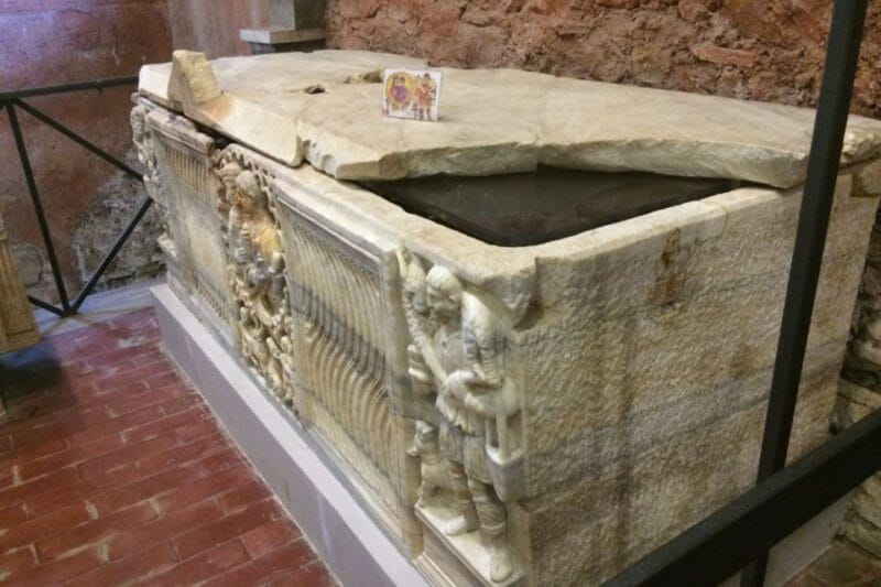 Rome: Catacombs of St. Sebastian Entry Ticket & Guided Tour - Exploring the Catacombs of Saint Sebastian: A Practical, Intriguing Tour