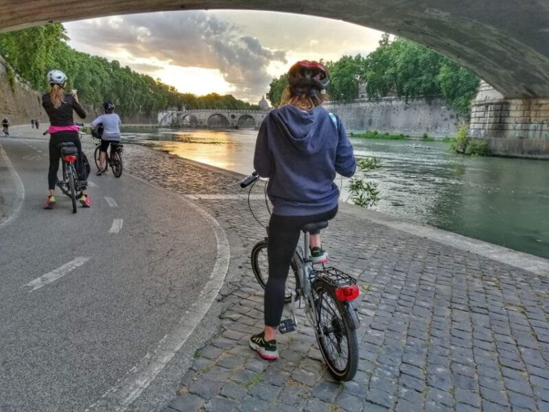 Rome: City Highlights Electric Bike Tour - The Vatican and Beyond