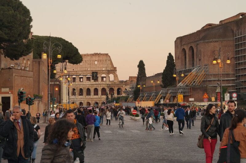 Rome: Colosseum, Roman Forum & Trajan's Market Exterior Tour - FAQ