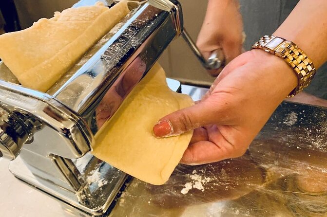 Rome Cooking: Pasta & Tiramisu Making, Free-Flowing Fine Wine - Meeting and Pickup Details