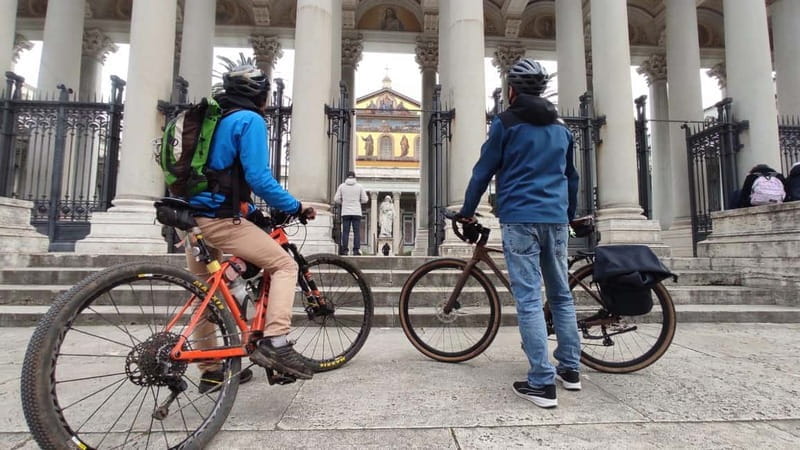 Rome: E-bike Tiber River Tour > Hidden Gems & Local Treats - Entering the Rome You Never Knew