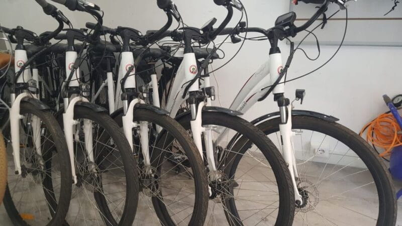 Rome: Electric Bike Rental Service - Exploring Rome on Two Wheels: A Practical, Authentic Experience