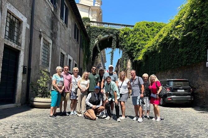 Rome: Exclusive 6 hour sightseeing tour in Golf cart for Cruisers - Frequently Asked Questions