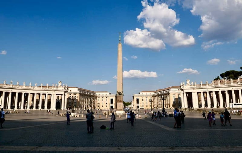 Rome Fast Track Entry St Peter's Basilica, Grottoes & Square - FAQ: Practical Questions About the Tour