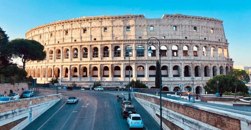 Rome: Guided Colosseum Underground Tour - Entering The Colosseum