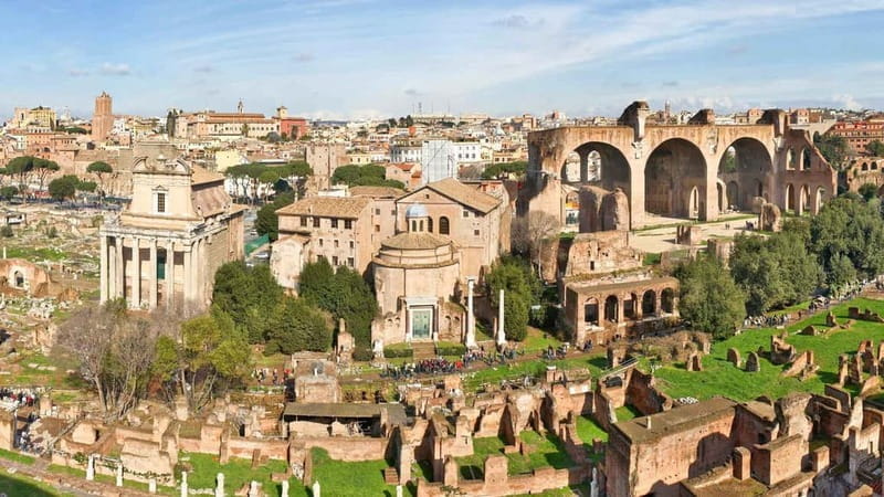 Rome: Guided Tour of Colosseum, Roman Forum & Palatine Hill - Tour Logistics and Personal Tips