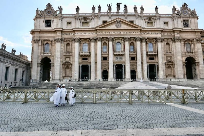 Rome: Guided Tour of St. Peter's Basilica, Grottoes & Square - FAQ