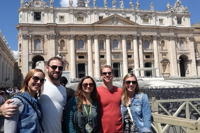 Rome in 2 days tour including Colosseum, Trevi Fountain and Sistine Chapel - FAQ