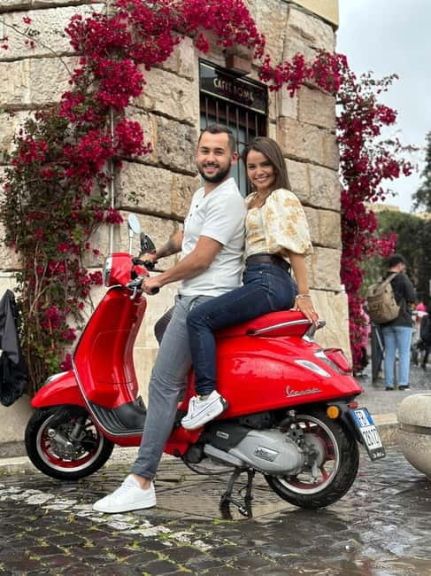 Rome in 2 Hours: Express Vespa Tour for Cruise Visitors - Scenic Views and Photo Opportunities