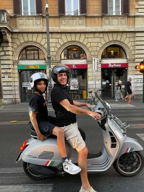 Rome in Fast-Forward: The Ultimate Vespa Adventure - The Colosseum and Imperial Forums