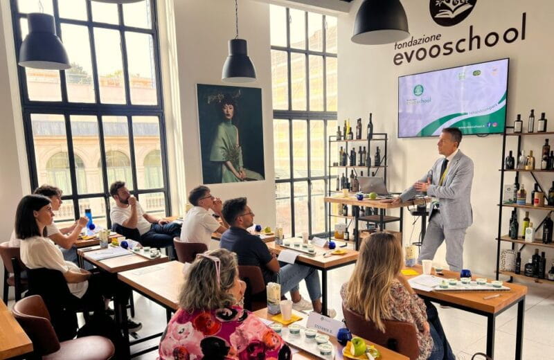 Rome: Masterclass Extra Virgin Olive Oil & Table Olives - Discovering Italy’s Liquid Gold: The Experience in Detail