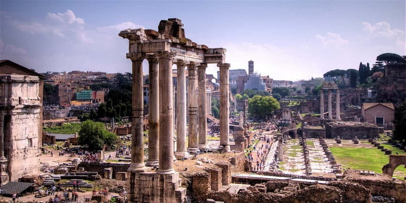 Rome: Morning Colosseum, Roman Forum & Palatine Hill Tour - Entering The Colosseum