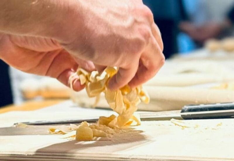Rome: Pasta and tiramisu perfection class w/wine & dessert - A Delicious Dive into Rome’s Pasta and Tiramisu World