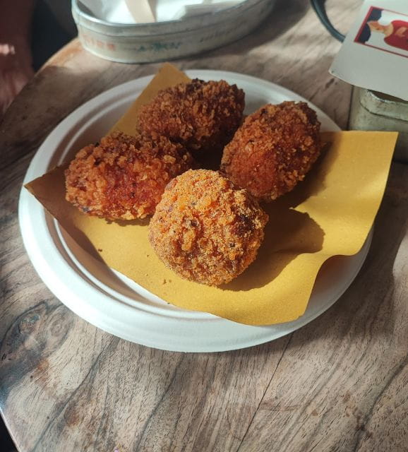 Rome: Pasta, Pizza & Gelato Tour in TRASTEVERE - The Sum Up