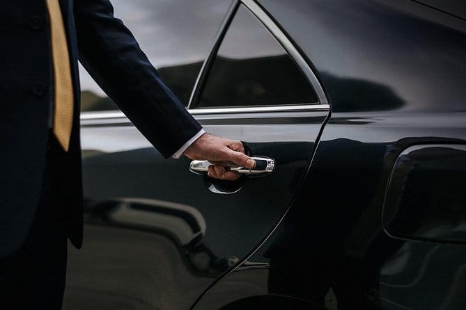 Rome Private Car & Chauffeur for Business, Shopping, Sightseeing - The Experience for Different Travelers