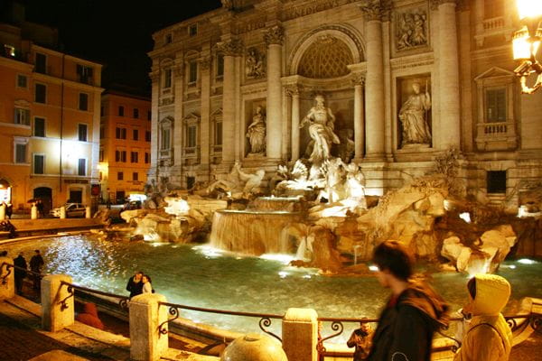 Rome: Private Sightseeing Night Tour by Car - The Experience: What It Feels Like to See Rome at Night