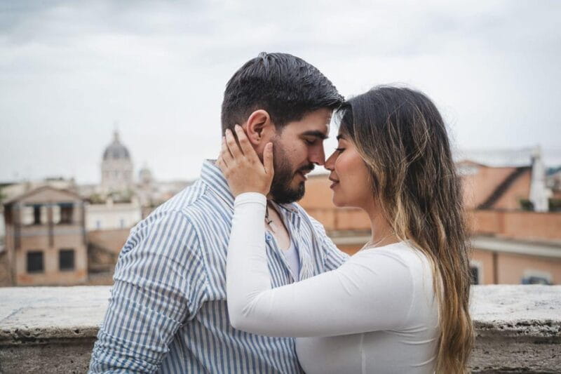 Rome: Romantic Couple Photoshoot Tour VIP - Key Points / Takeaways
