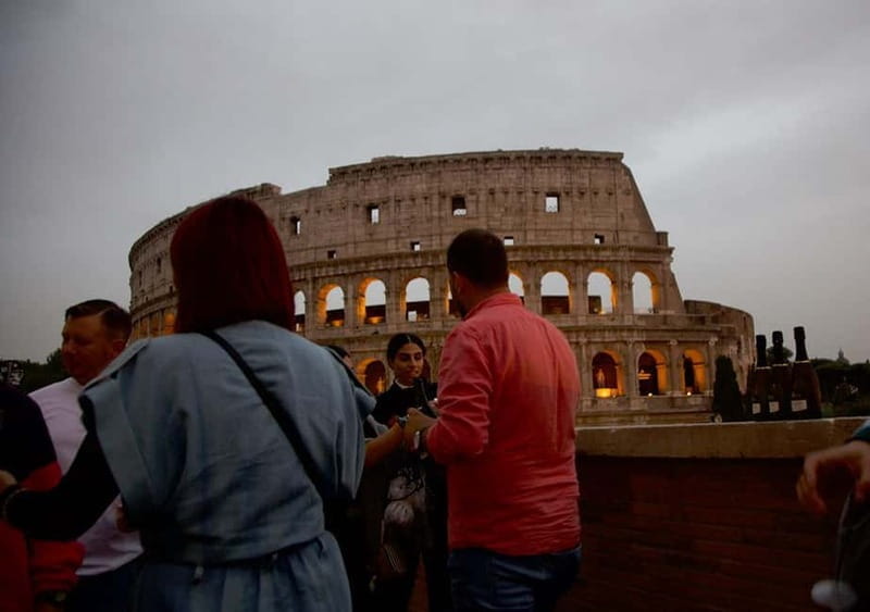 Rome: Sex, Love, and Scandal Nightlife Tour in Ancient Rome - The Vibrant Heart of Rione Monti
