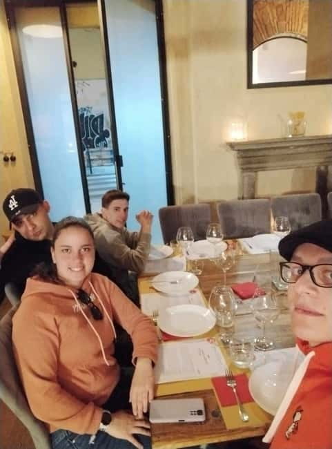 Rome: Sip & Savor Authentic Italian Wines in Trastevere - Food and Wine Pairings: Local Flavors on a Plate