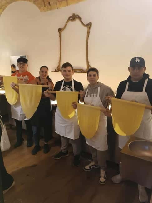 Rome: Sip & Savor Authentic Italian Wines in Trastevere - Who Will Love This Experience?