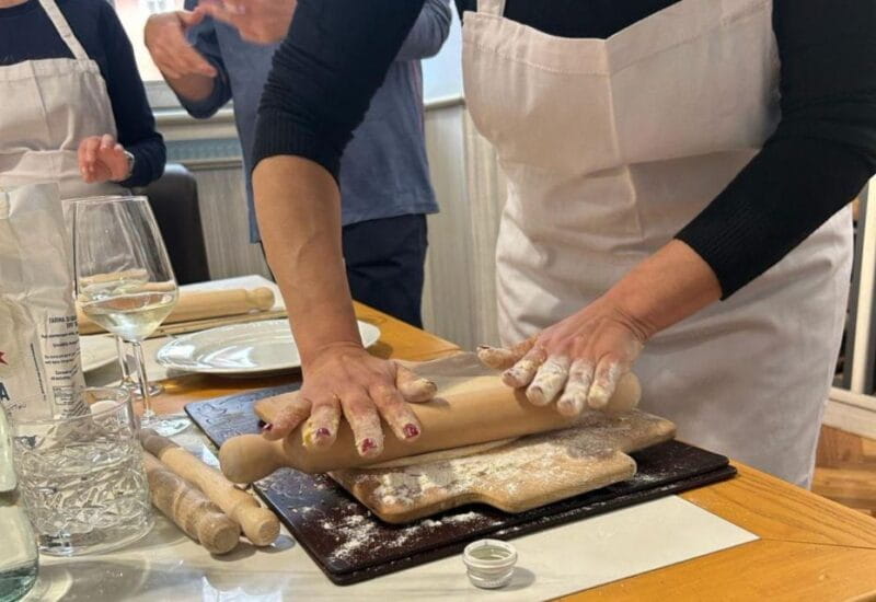 Rome: Small Group Pasta cooking class near Piazza Navona - Key points / Takeaways