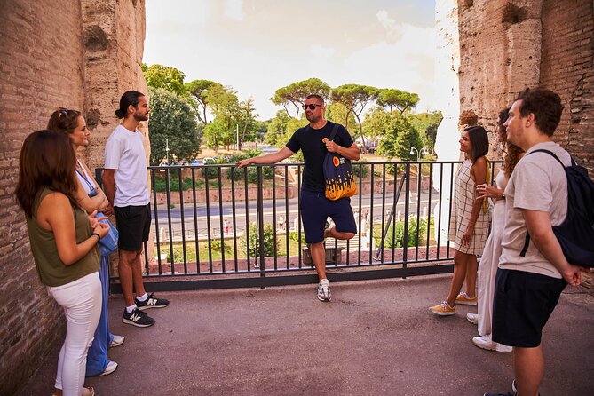 Rome: Small Group Tour Colosseum Experience - Meeting Point and Arrival