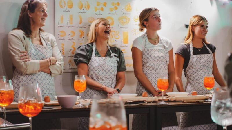 Rome: Traditional Pasta with Cocktails Cooking Class - Making Your Own Pasta: From Dough to Plate
