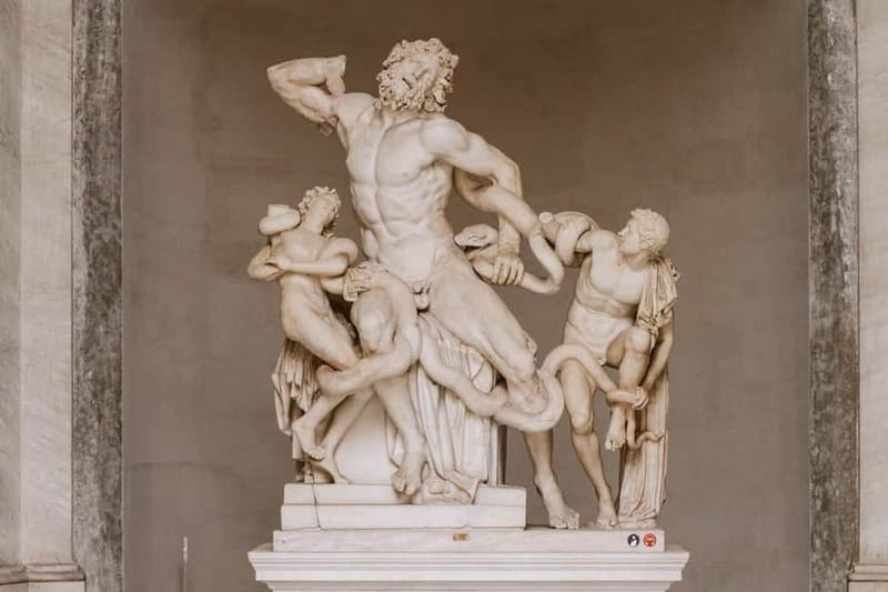 Rome: Vatican, Sistine Chapel, and St Peter's Guided Tour - Entering The Vatican Museums and Avoiding Lines