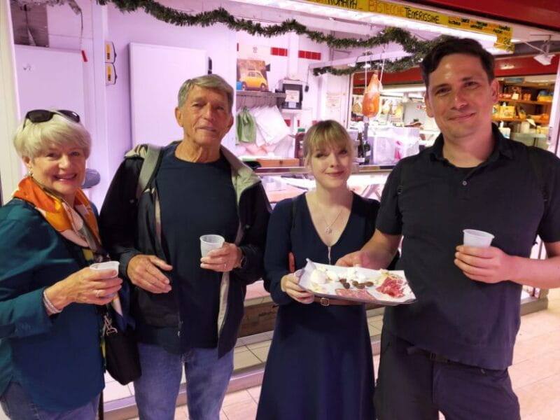 Rome: Vatican Street Food and Wine Tour with Farmers Market - Discovering Rome’s Hidden Flavors: A Deep Dive into the Vatican Street Food and Wine Tour