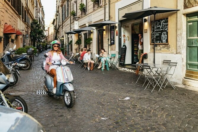 Rome Vespa 125cc Daily Rental - FAQ