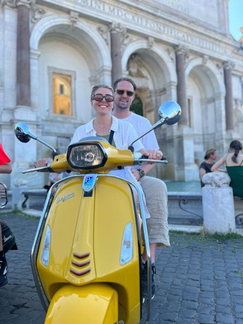 Rome: Vespa Rental Experience - Discovering Rome on Two Wheels: An In-Depth Review of the Vespa Rental Experience
