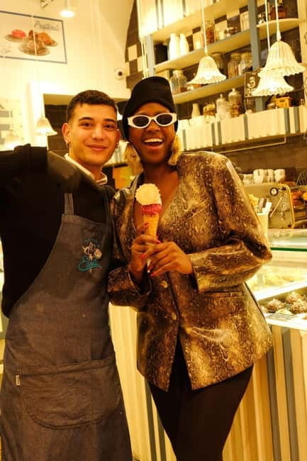 Rome Vespa Ride, Food Tasting & Photo Tour -All Inclusive - Who Is This Tour Best For?