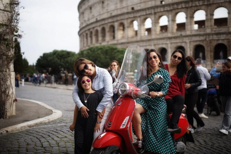 Rome: Vespa Tour with Professional Photographer - Key Points / Takeaways
