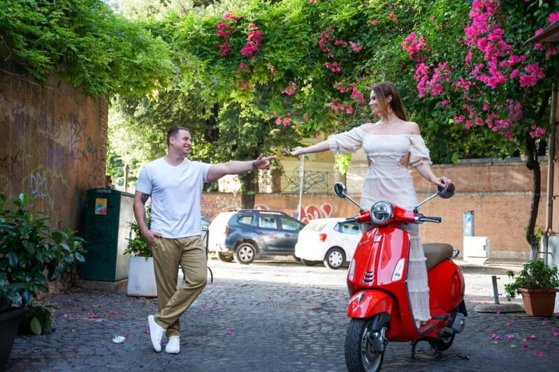 Rome: Vespa Tour with Professional Photoshoot - Who Is This Tour Best For?